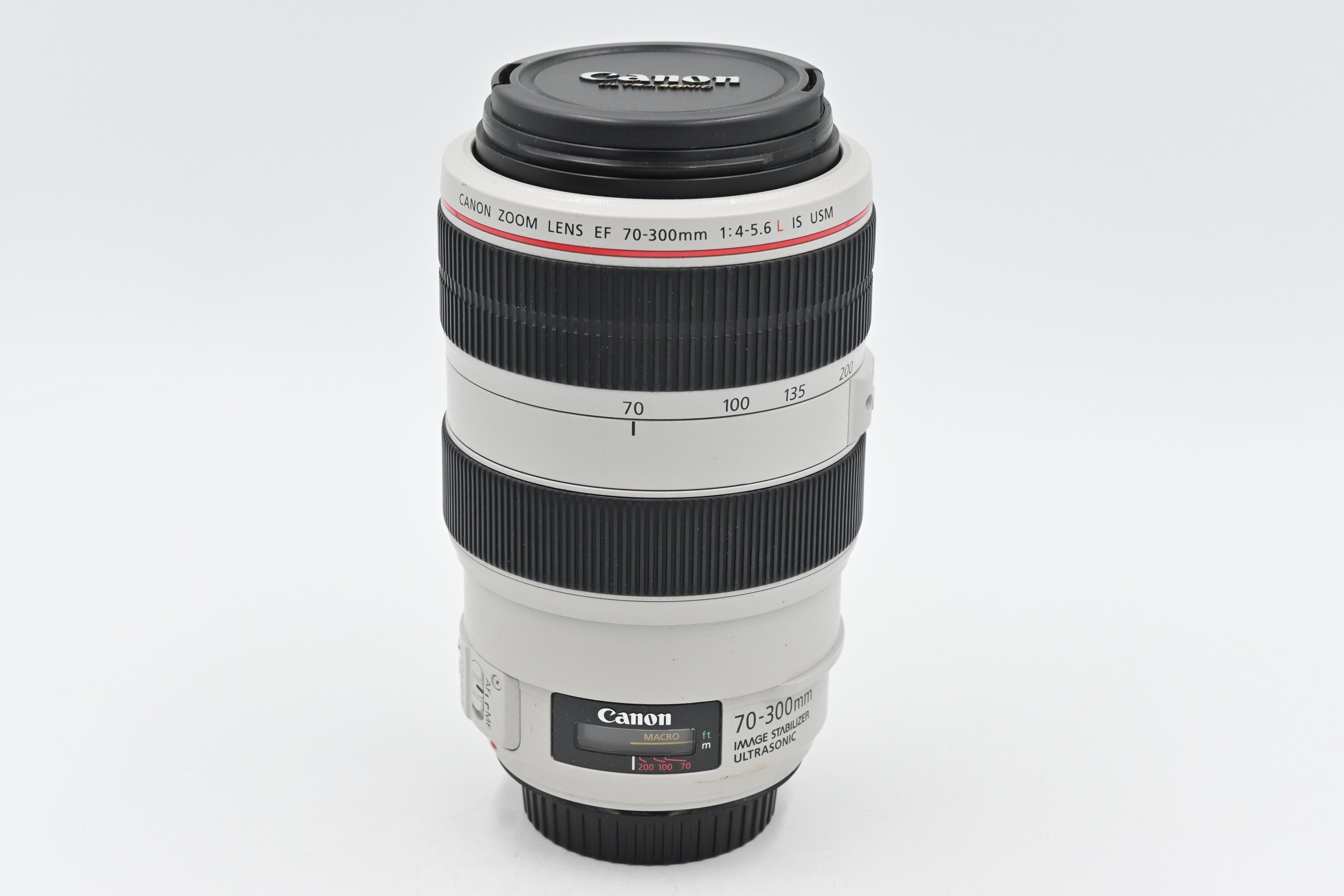 Canon 70 300 is. Canon 5d первопятак. Canon 70-300mm f/4-5. Полнокадровые объективы 300 мм. Объектив canon 70-300mm.