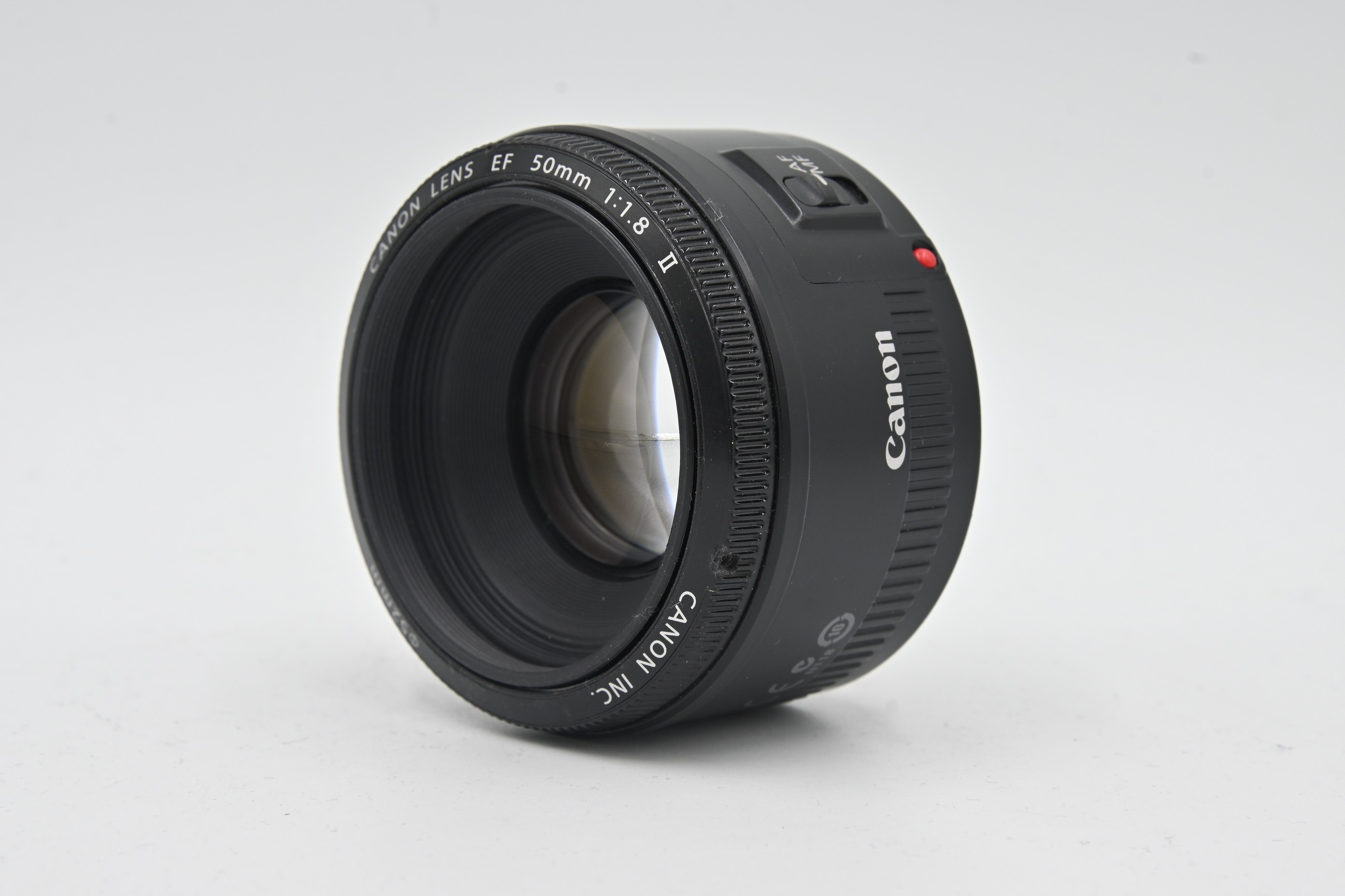 8 ii. Canon ef 50 f/1. 8. 8 ii. Canon 50mm f1.