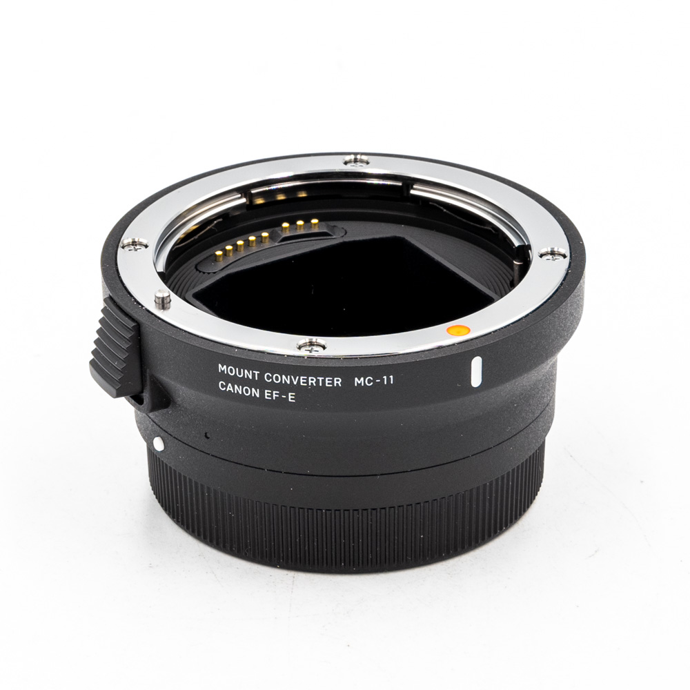 Адаптер Sigma MC-11, Canon EF на Sony E (состояние 5)