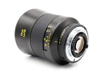 Объектив Carl Zeiss Otus 55mm f/1.4 ZF.2 (состояние Like New)