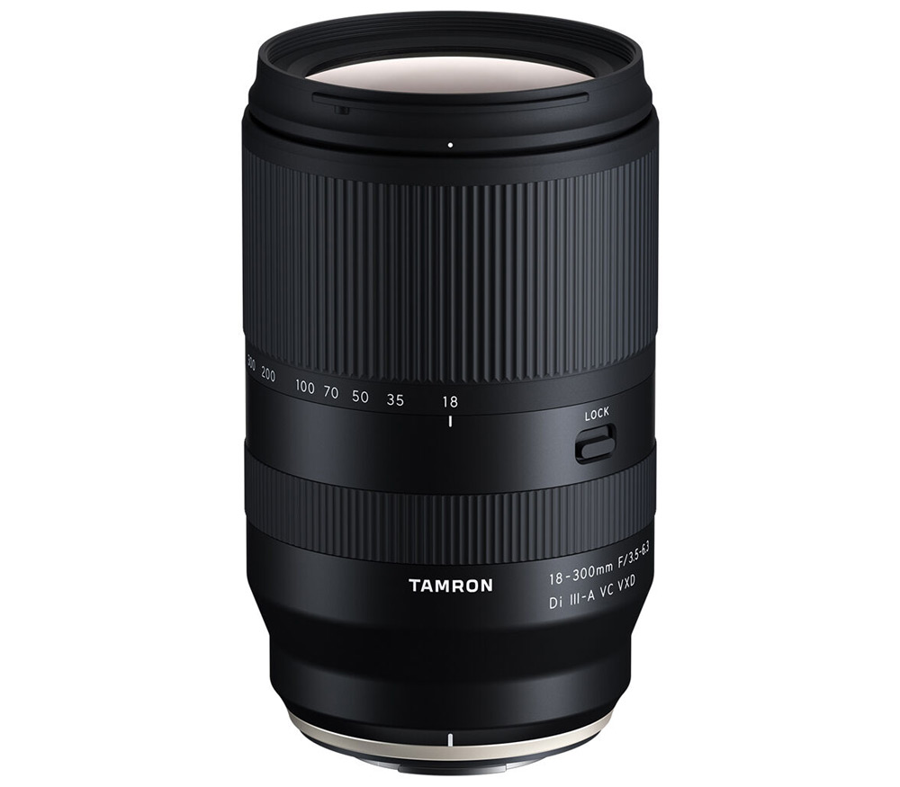 Объектив Tamron 18-300mm f/3.5-6.3 Di III-A VC VXD Fujifilm X уцененный