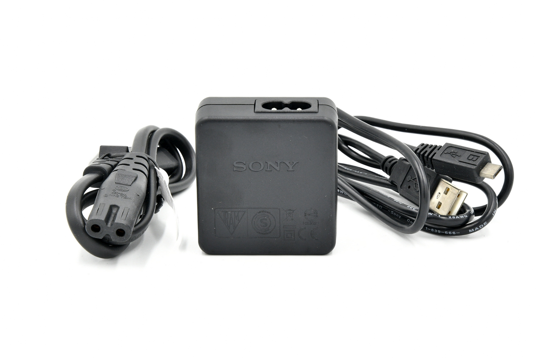 Sony acs. AC-ub10d Sony. Адаптер переменного тока AC-ub10c/ub10d. AC-ub10/10b. AC-ub10/ub10b.
