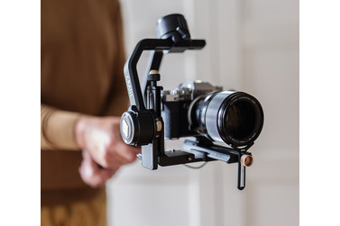Small zhiyun crane s2 test 1 pre